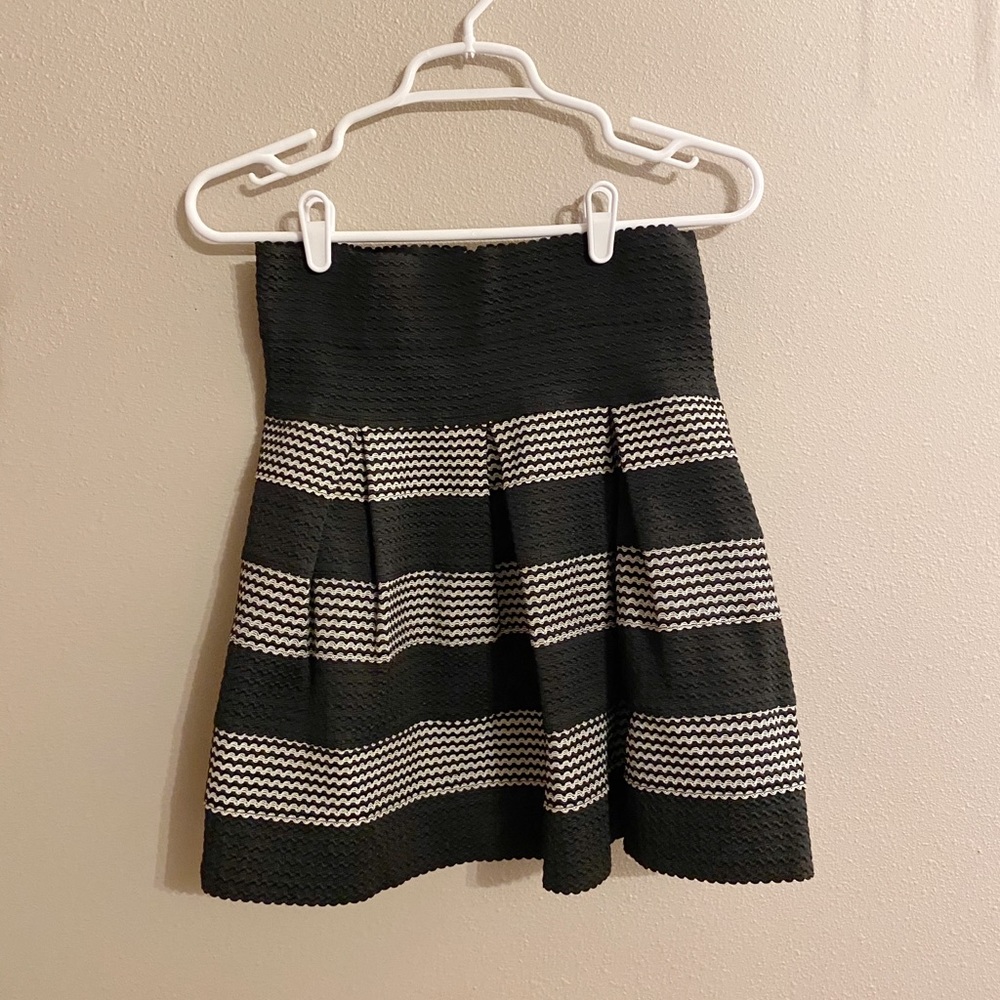Black & White striped mini skirt